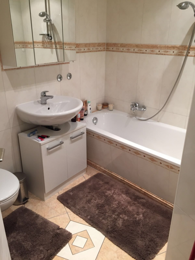 Bild - KNIPFER`S IMMOBILIENSCHÄTZE – HOTELTURM – Elegante 2 Zimmer Wohnung zum Kauf!