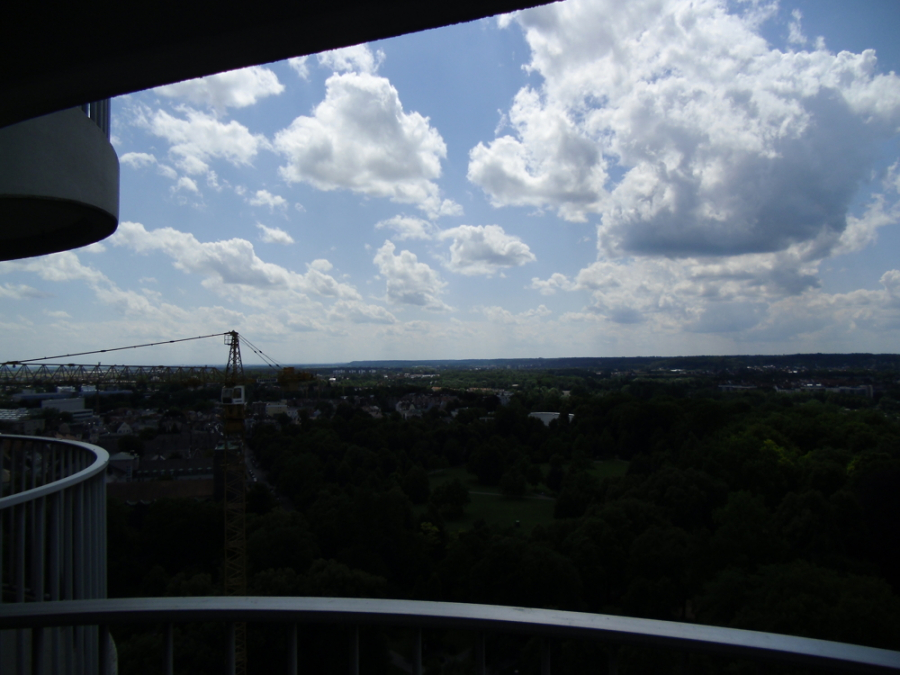 Bild - KNIPFER`S IMMOBILIENSCHÄTZE – HOTELTURM – Elegante 2 Zimmer Wohnung zum Kauf!