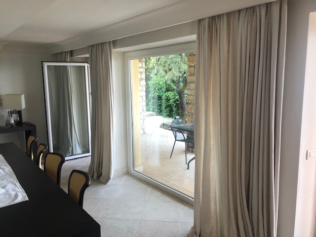 Bild - VILLA MIT POOL UND PANORAMABLICK ÜBER DEN GARDASSE IN TORRI DEL BENACO!