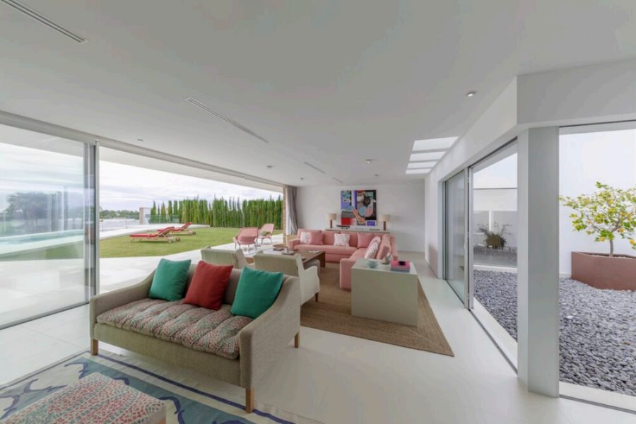 Bild - IBIZA – LUXUSVILLA MIT MEERBLICK – INFINTYPOOL – SPA – GYM