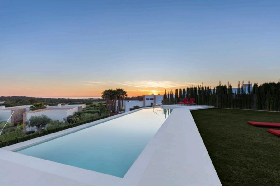 Bild - IBIZA – LUXUSVILLA MIT MEERBLICK – INFINTYPOOL – SPA – GYM