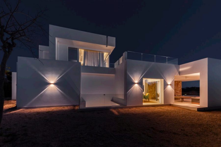 Bild - IBIZA – LUXUSVILLA MIT MEERBLICK – INFINTYPOOL – SPA – GYM