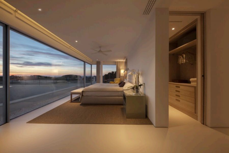 Bild - IBIZA – LUXUSVILLA MIT MEERBLICK – INFINTYPOOL – SPA – GYM