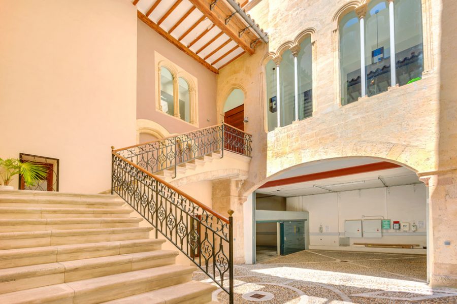 Bild - AUSSERGEWÖHNLICHE DESIGNER-WOHNUNG IN BESTLAGE VON PALMA DE MALLORCA ZUM KAUF